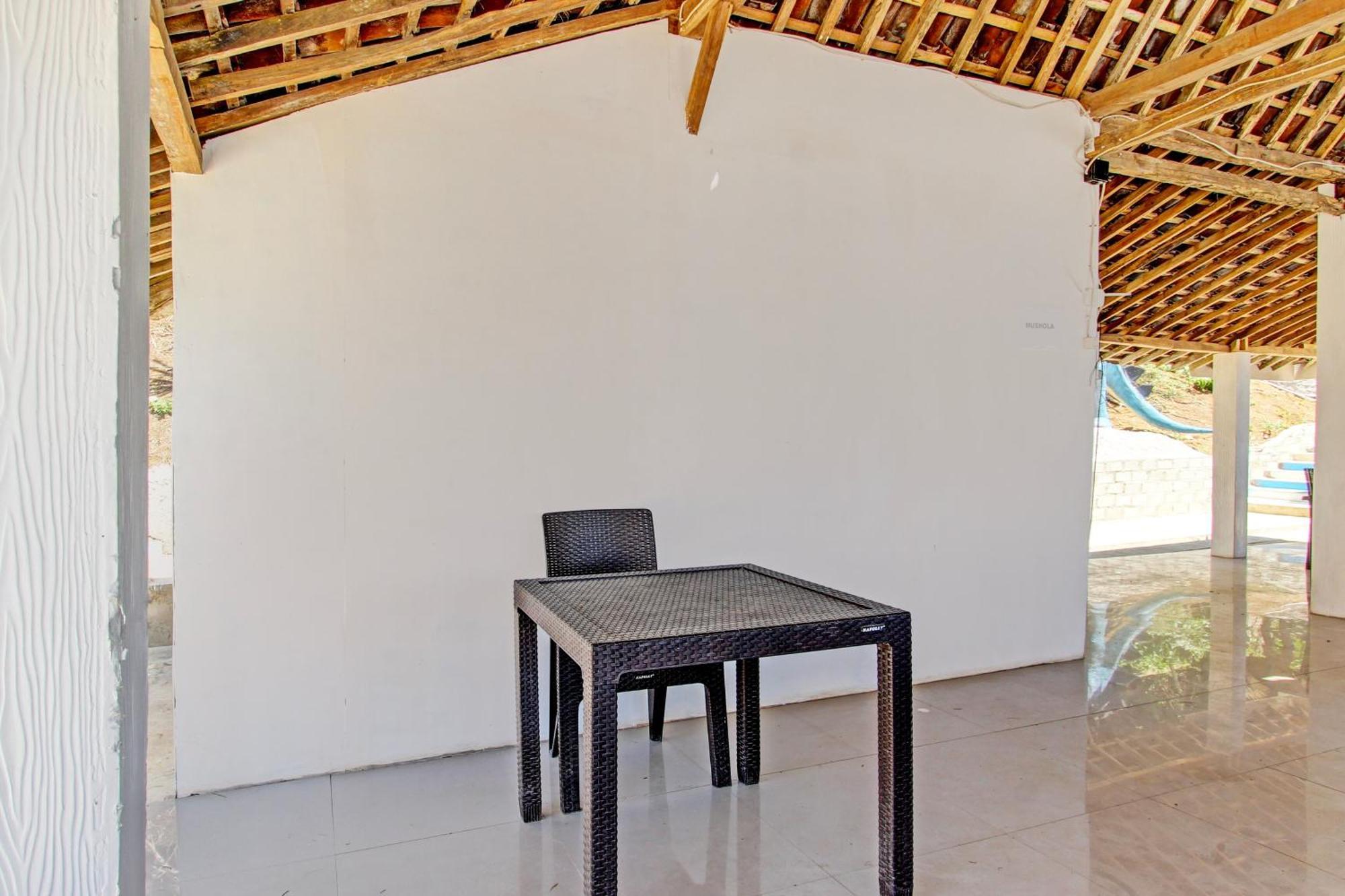 Palette 93389 Osanna Beach Resort Wonogiri Exterior photo