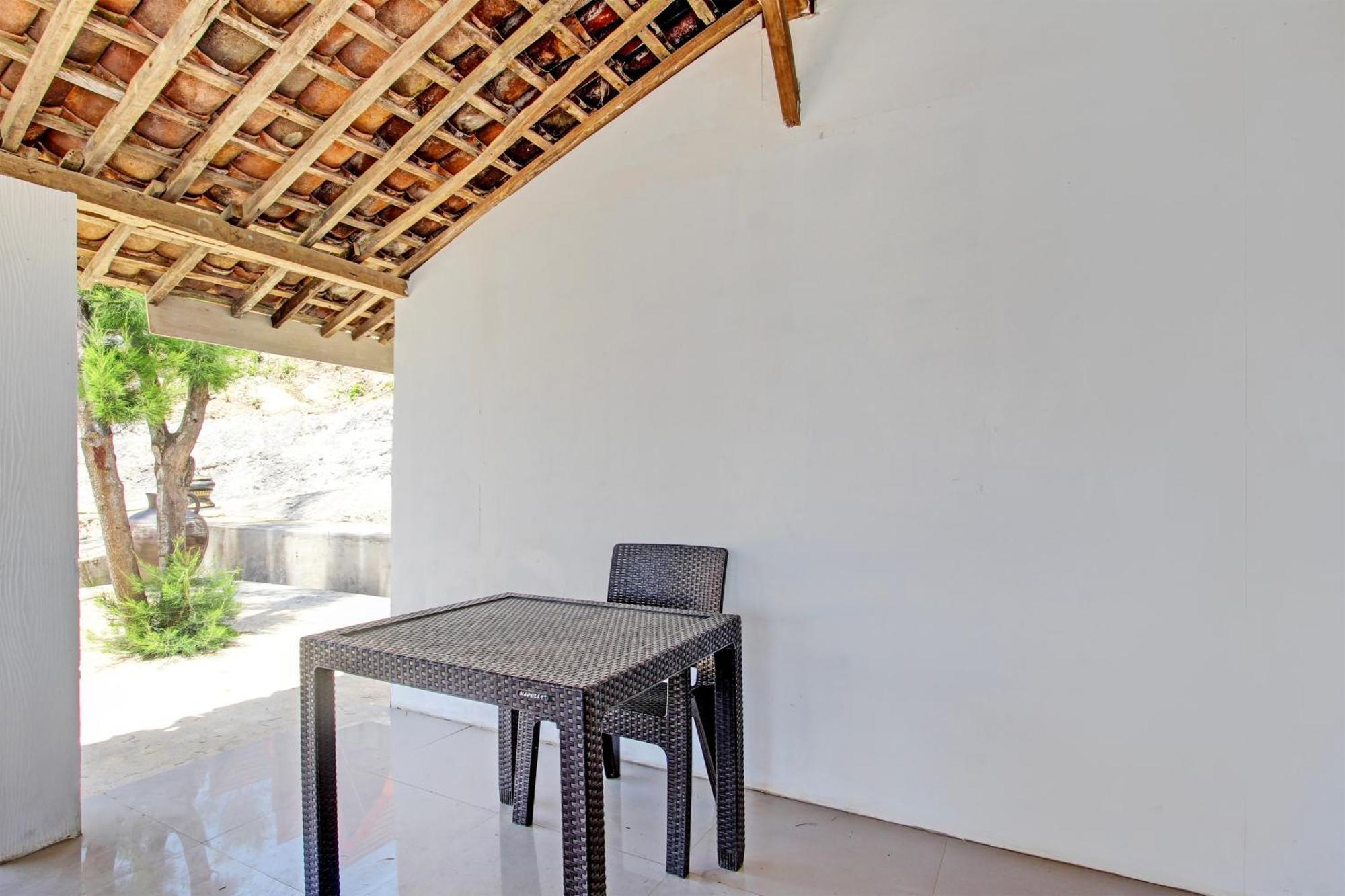 Palette 93389 Osanna Beach Resort Wonogiri Exterior photo